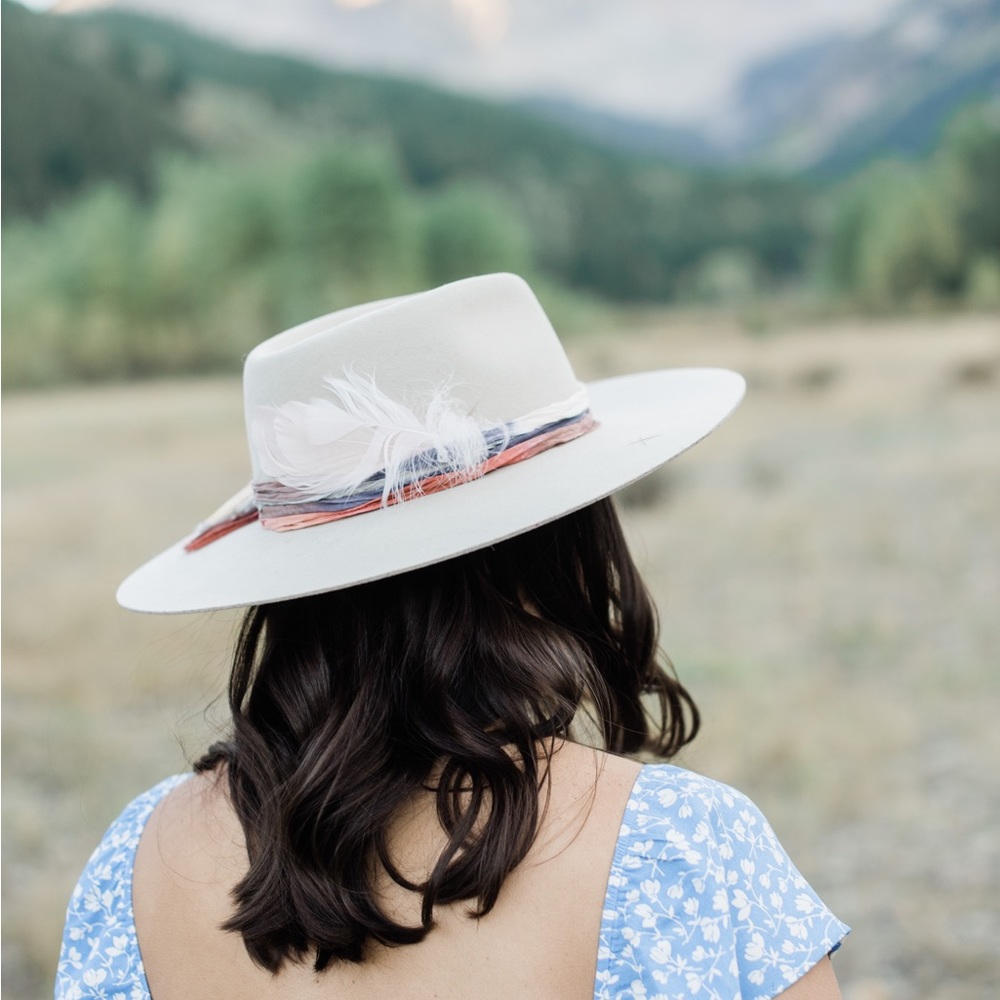 Lovely Bird - Montana Hat - Medium